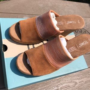Toms Monica Mule size 7.5